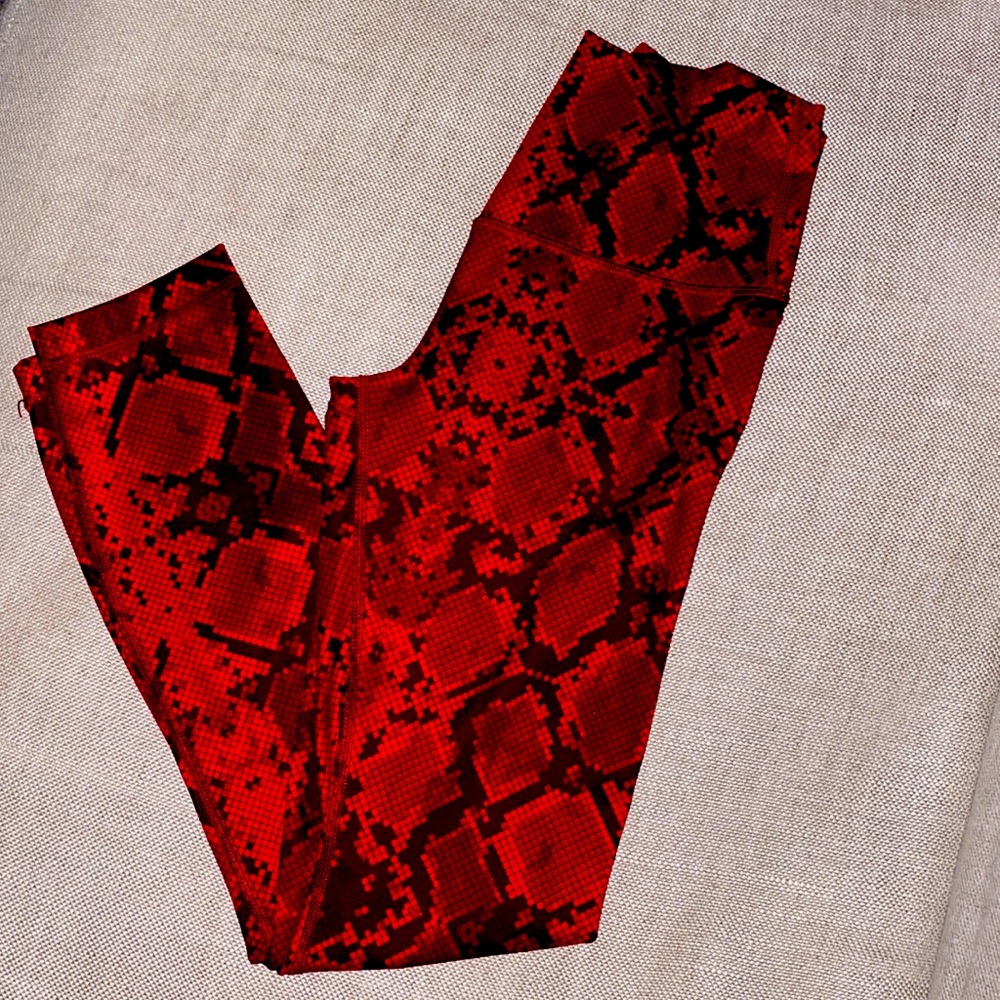 Lululemon cropped leggings